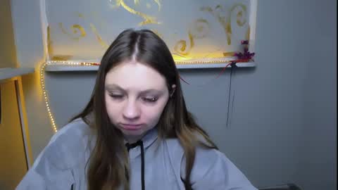 Luiza online show from 02-08-25, 07:26