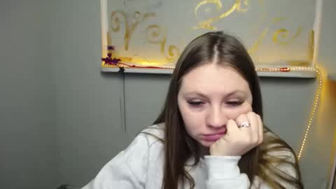 Luiza online show from 03-04-25, 07:51