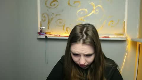 Luiza online show from 03-12-25, 07:57