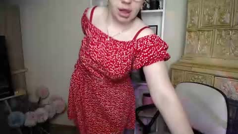 Luiza online show from 06-22-26, 06:10