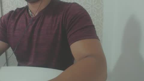 lukafitness online show from 12-20-25, 02:40