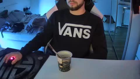 lukasschoetz online show from 12-05-24, 10:34