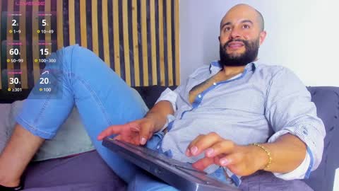 Snapshot of luke__09 chatting on 12-19-24, 12:56 LUKE online show from 12-19-24, 12:56