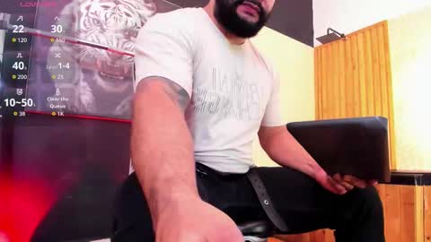 LUKE online show from 11-30-25, 11:14