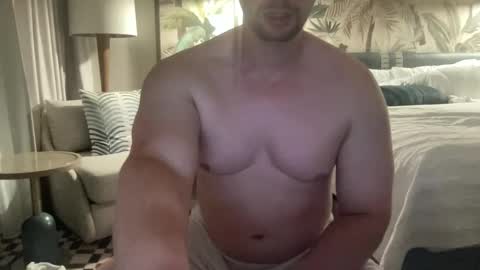 Snapshot of luke_bubblebutt chatting on 09-27-25, 04:50 Luke online show from 09-27-25, 04:50