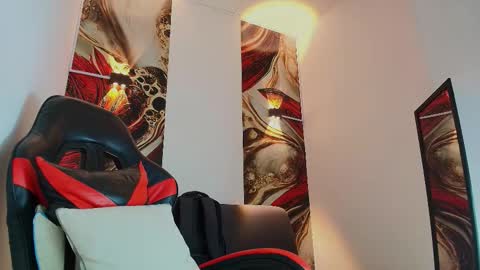 LUKE online show from 11-26-25, 01:12