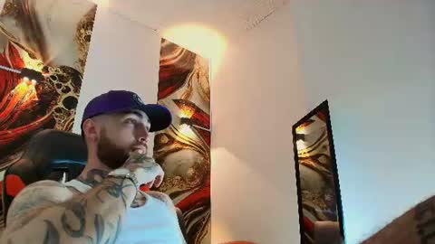 Snapshot of luke_davis01 chatting on 07-18-26, 01:04 LUKE online show from 07-18-26, 01:04