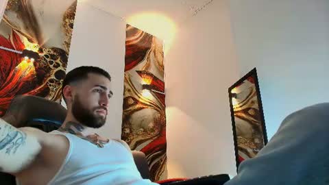 Snapshot of luke_davis01 chatting on 07-22-26, 01:25 LUKE online show from 07-22-26, 01:25