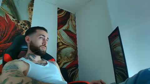 Snapshot of luke_davis01 chatting on 07-29-26, 01:20 LUKE online show from 07-29-26, 01:20