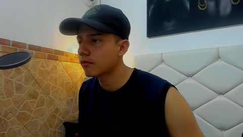 Snapshot of luke_julien chatting on 03-08-25, 07:20 Luke Julien online show from 03-08-25, 07:20