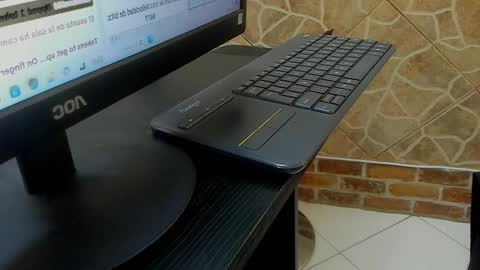 Snapshot of luke_julien chatting on 03-12-25, 05:49 Luke Julien online show from 03-12-25, 05:49