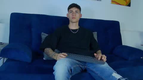 Luke online show from 10-12-25, 04:44