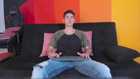 Luke online show from 10-18-25, 08:53