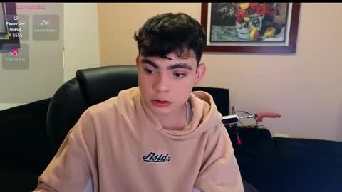 Snapshot of lukeboyce chatting on 11-04-25, 12:32 lukeboyce online show from 11-04-25, 12:32