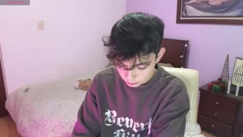 Snapshot of lukeboyce chatting on 11-27-25, 02:24 lukeboyce online show from 11-27-25, 02:24