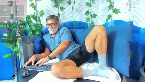 Snapshot of lukecrews chatting on 02-18-25, 07:19 Luke Crews online show from 02-18-25, 07:19