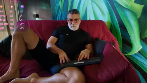 Snapshot of lukecrews chatting on 09-09-25, 05:56 Luke Crews online show from 09-09-25, 05:56