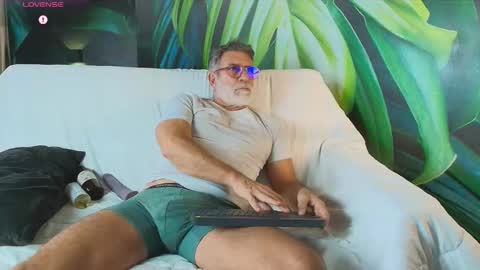 Luke Crews online show from 03-18-26, 07:39