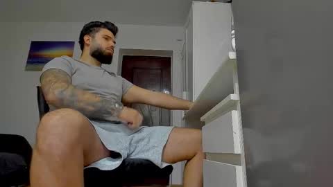 Luke online show from 10-16-25, 08:37