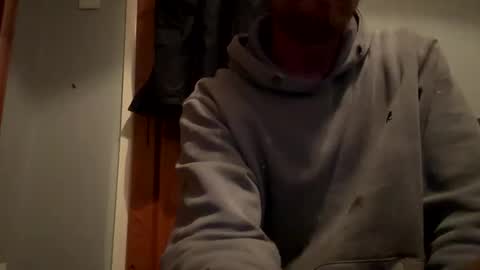 Snapshot of lukeeeeey96 chatting on 01-12-26, 10:59 lukeeeeey96 online show from 01-12-26, 10:59
