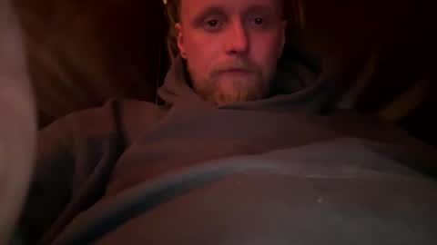 Snapshot of lukeeeeey96 chatting on 03-19-26, 01:31 lukeeeeey96 online show from 03-19-26, 01:31