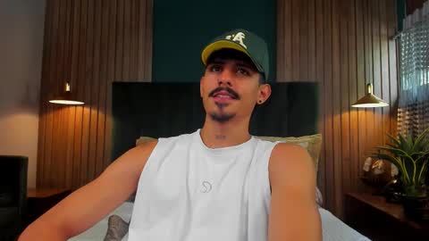 Luke Taylor online show from 11-22-25, 04:39