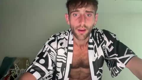 Snapshot of lukegunn22 chatting on 02-16-25, 12:08 MR. Luke Gunn online show from 02-16-25, 12:08