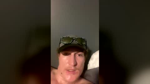 Snapshot of lukeshaft chatting on 05-20-26, 03:56 lukeshaft online show from 05-20-26, 03:56