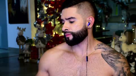 Snapshot of lukhass chatting on 01-03-25, 11:33 Lukhas f4f online show from 01-03-25, 11:33