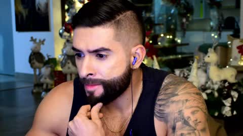 Snapshot of lukhass chatting on 01-04-25, 02:35 Lukhas f4f online show from 01-04-25, 02:35