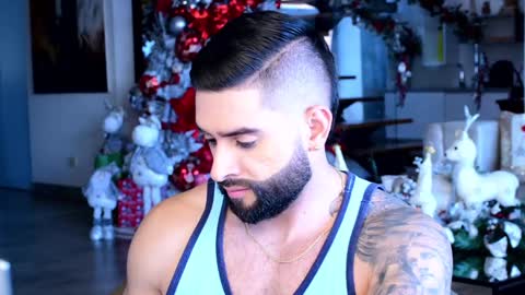 Snapshot of lukhass chatting on 01-04-25, 10:34 Lukhas f4f online show from 01-04-25, 10:34