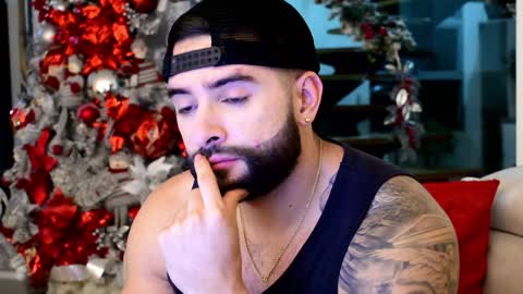 Snapshot of lukhass chatting on 01-15-25, 12:19 Lukhas f4f online show from 01-15-25, 12:19