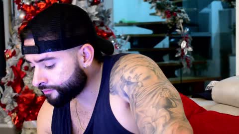 Snapshot of lukhass chatting on 01-15-25, 03:22 Lukhas f4f online show from 01-15-25, 03:22