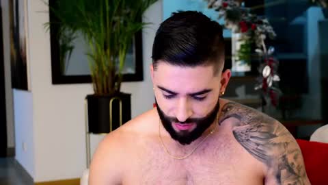 Snapshot of lukhass chatting on 01-16-25, 01:06 Lukhas f4f online show from 01-16-25, 01:06