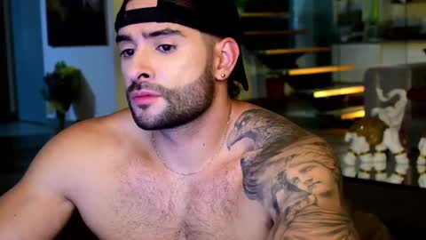 Snapshot of lukhass chatting on 03-10-25, 02:28 Lukhas f4f online show from 03-10-25, 02:28