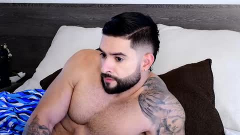 Snapshot of lukhass chatting on 09-19-25, 06:19 Lukhas f4f online show from 09-19-25, 06:19