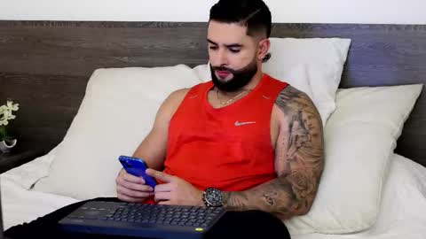 Snapshot of lukhass chatting on 10-13-25, 11:16 Lukhas f4f online show from 10-13-25, 11:16