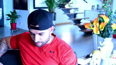 Snapshot of lukhass chatting on 02-13-26, 08:27 Lukhas f4f online show from 02-13-26, 08:27