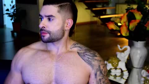 Snapshot of lukhass chatting on 02-17-26, 01:24 Lukhas f4f online show from 02-17-26, 01:24