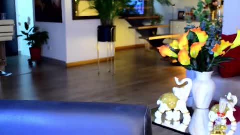 Snapshot of lukhass chatting on 02-26-26, 02:21 Lukhas f4f online show from 02-26-26, 02:21