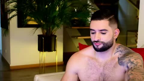 Snapshot of lukhass chatting on 05-08-26, 11:43 Lukhas f4f online show from 05-08-26, 11:43