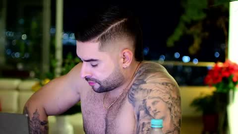 Snapshot of lukhass chatting on 05-20-26, 12:06 Lukhas f4f online show from 05-20-26, 12:06