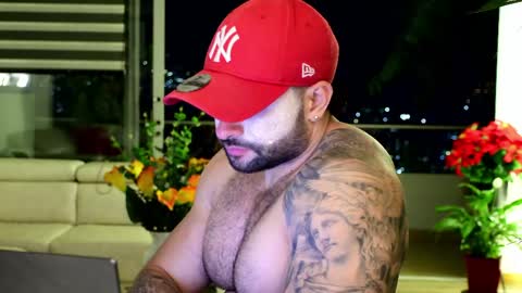 Snapshot of lukhass chatting on 05-29-26, 04:21 Lukhas f4f online show from 05-29-26, 04:21