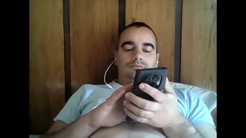 Snapshot of lukixxxx chatting on 11-05-25, 08:47 lukixxxx online show from 11-05-25, 08:47