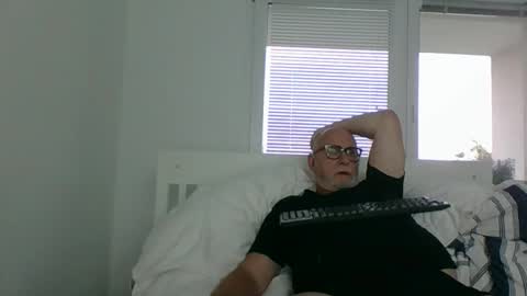 Snapshot of luley58 chatting on 06-06-26, 07:07 luley58 online show from 06-06-26, 07:07