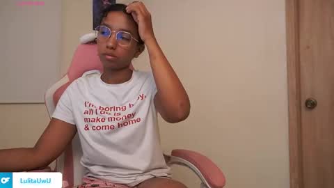 Snapshot of lulitauwu chatting on 11-26-25, 03:18 lulitauwu online show from 11-26-25, 03:18