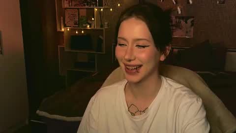 Snapshot of lullypopa chatting on 02-10-26, 05:50 lullypopa online show from 02-10-26, 05:50