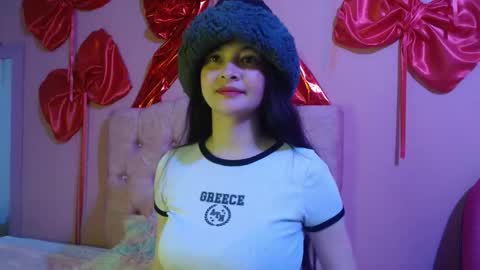 Snapshot of lulu_cm chatting on 02-13-26, 04:03 lulu_cm online show from 02-13-26, 04:03