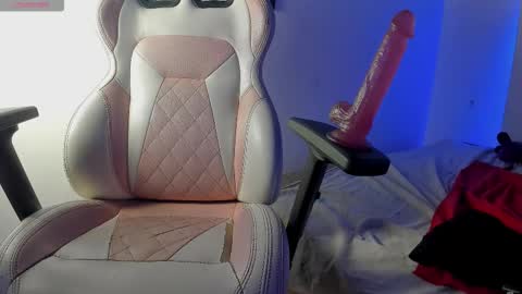 elizabeth online show from 10-14-25, 05:36