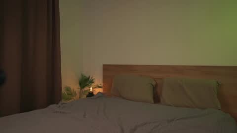 lulu_lovett online show from 12-06-24, 11:22